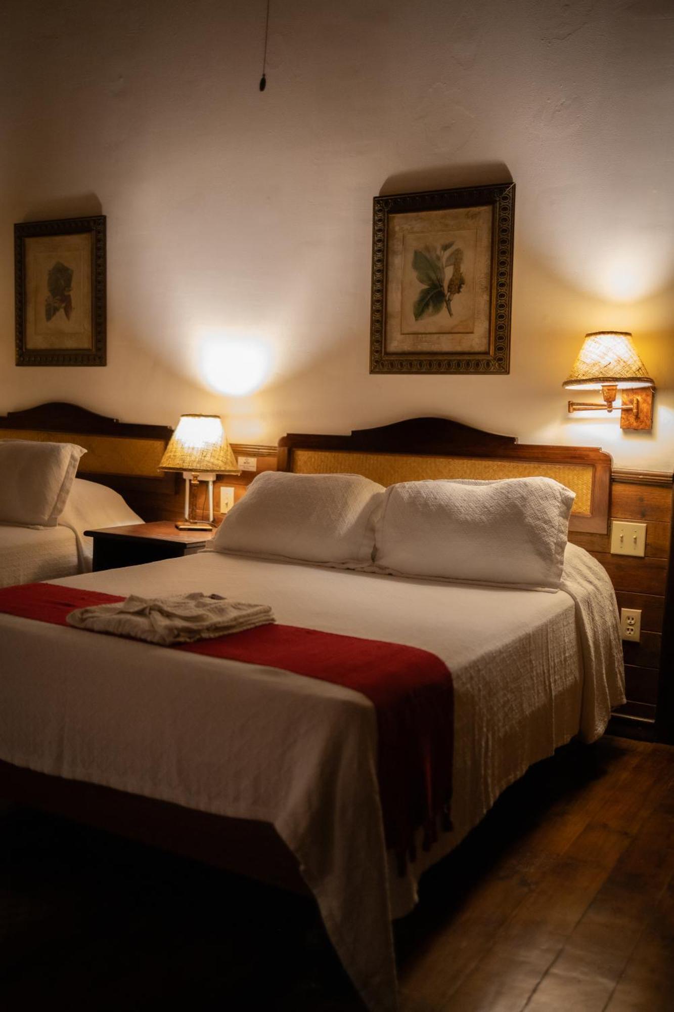 The Lodge & Spa At Pico Bonito El Pino Exterior photo